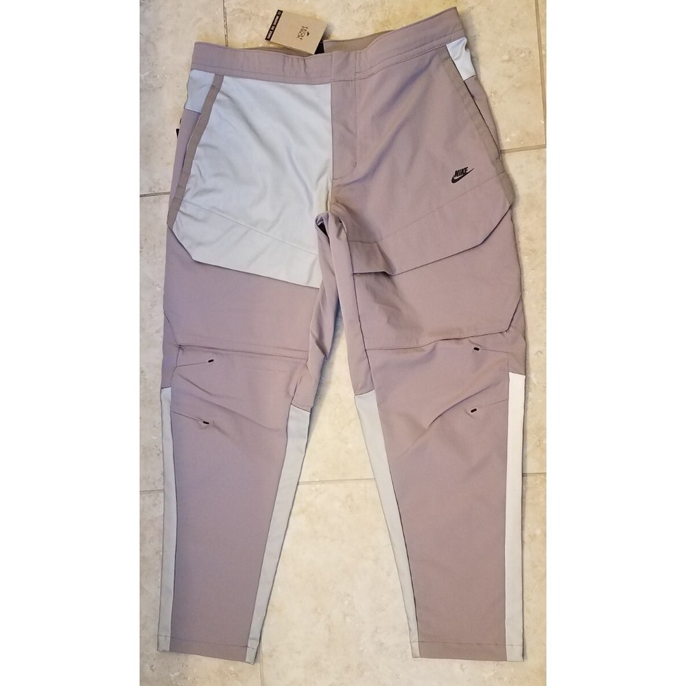 Nike Sportswear Tech Pack Cargo Pants Reflective Beige DO4884-087 Men sz 34 NEW - Picture 2 of 11